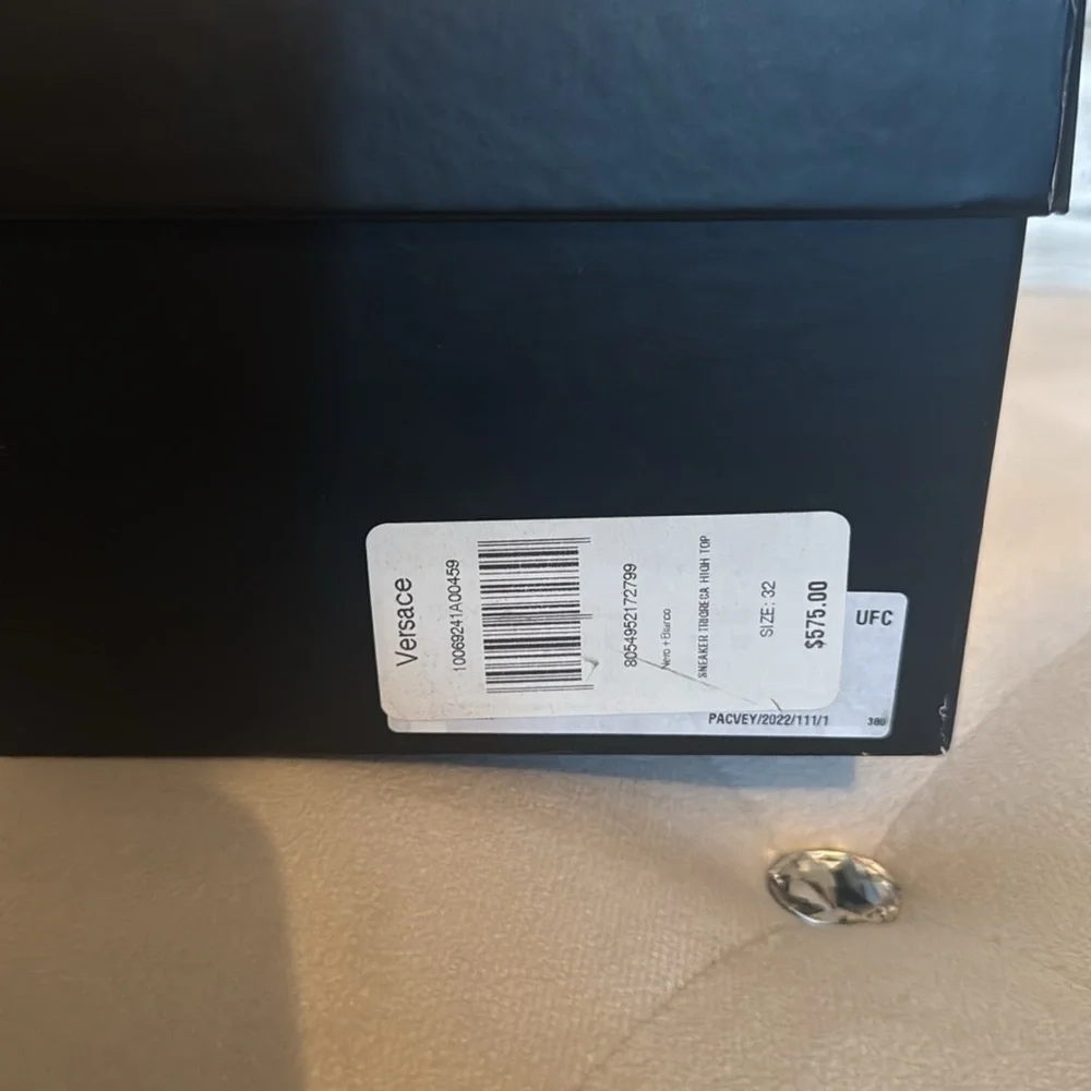 Versace kids BLACK TRIGRECA SOCK TRAINERS - Picture 3 of 6